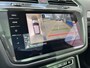 Volkswagen Tiguan Allspace 1.4 TSI Highline 7p. / AUTOMAAT/ PANO/ 7-PERSOONS/ TREKHAAK/ 360 CAMERA/ LEDER/ MEMORY SEATS/ HEAD-UP/ DODE HOEK/ LED PLUS/ KEYLESS/ DIGITAL DASHBOARD/ STOELVERWARM./ KEYLESS/ ADAPT. CRUISE/ APP CONNECT/ NAVI/ CL