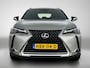 Lexus UX 250h Luxury Line | Trekhaak | PDC | BLS | Apple CarPlay / Android Auto (Navigatie) |