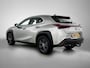 Lexus UX 250h Luxury Line | Trekhaak | PDC | BLS | Apple CarPlay / Android Auto (Navigatie) |