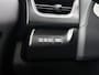 Lexus UX 250h Luxury Line | Trekhaak | PDC | BLS | Apple CarPlay / Android Auto (Navigatie) |