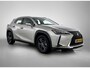 Lexus UX 250h Luxury Line | Trekhaak | PDC | BLS | Apple CarPlay / Android Auto (Navigatie) |