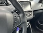 Peugeot 208 1.2 VTi Access / Cruise / Clima / Trekhaak/ Bluetooth / Navigatie