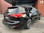 Ford Focus Wagon 1.5 EcoBoost ST Line Business // FULL LED // NAVI + CARPLAY // KEYLESS // WINTERPACK // CLIMA // CAMERA // PDC V+A // TREKHAAK!!