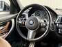 BMW 3-Serie 330e M Sport | HUD | Carplay | Leder | LED