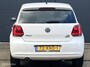 Volkswagen Polo 1.2 TSI BlueMotion Comfort Edition 5 deurs - 1E EIGENAAR - AIRCO - CRUISE CONTROLE - NAVI - BLUETOOTH - 17" LMV - MIDDENARMSTEUN - NAP - NL AUTO - APK TM 08-07-2027 -