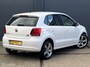 Volkswagen Polo 1.2 TSI BlueMotion Comfort Edition 5 deurs - 1E EIGENAAR - AIRCO - CRUISE CONTROLE - NAVI - BLUETOOTH - 17" LMV - MIDDENARMSTEUN - NAP - NL AUTO - APK TM 08-07-2027 -