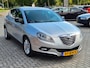Lancia Delta 1.4-16V Steel