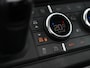 Land Rover Defender 110 2.0 P400e 110 SE Panoramadak | NL-Auto | Meridian Sound | 360 Camera | Luchtvering | Memory Seats | Koelbox | Stuurverwarming | Stoelverwarming V+A | Trekhaak |