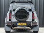 Land Rover Defender 110 2.0 P400e 110 SE Panoramadak | NL-Auto | Meridian Sound | 360 Camera | Luchtvering | Memory Seats | Koelbox | Stuurverwarming | Stoelverwarming V+A | Trekhaak |