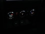 Land Rover Defender 110 2.0 P400e 110 SE Panoramadak | NL-Auto | Meridian Sound | 360 Camera | Luchtvering | Memory Seats | Koelbox | Stuurverwarming | Stoelverwarming V+A | Trekhaak |