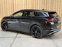 Volkswagen ID.4 Pro 77 kWh SoH 96,56% Apple CarPlay/Android Auto | Alcantara/leer bekleding | Climate control | Cruise control adaptief | DAB ontvangst | LED verlichting | Navigatiesysteem | Sfeerverlichting | Panoramadak