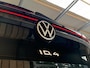 Volkswagen ID.4 Pro 77 kWh SoH 96,56% Apple CarPlay/Android Auto | Alcantara/leer bekleding | Climate control | Cruise control adaptief | DAB ontvangst | LED verlichting | Navigatiesysteem | Sfeerverlichting | Panoramadak