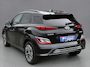 Hyundai Kona Electric EV Comfort 39 kWh | Dealer onderhouden, 1e eigenaar, Warmtepomp, Stoel/stuur-verwarming, Cruise control, Navigatie, Carplay, Camera, Parkeersensoren achter.