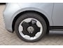 Volkswagen ID. Buzz Pro Bulli 86 kWh LWB 7p. Harman & Kardon 7p head up 3 zone clima area view LED matrix Bulli Edition 20" LMV elektrische achterklep sluithulp schuifdeuren