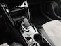 Peugeot e-2008 EV 136pk GT Pack 50 kWh Automaat | 1ste Eigenaar | Schuif-/Kanteldak | Navigatie | Climate Control | Adaptieve Cruise Control | Camera | 18"LMV | LED | Keyless Entry/Start | Apple Carplay/Android Auto |