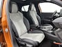 Peugeot e-2008 EV 136pk GT Pack 50 kWh Automaat | 1ste Eigenaar | Schuif-/Kanteldak | Navigatie | Climate Control | Adaptieve Cruise Control | Camera | 18"LMV | LED | Keyless Entry/Start | Apple Carplay/Android Auto |