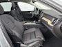 Volvo XC60 T6 Recharge Ultra Dark | 20" | Luchtvering | Trekhaak | Head-Up | Panoramadak | Elektr. verst. stoelen | Full LED | Harman Kardon | ACC | BLIS