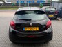 Peugeot 208 1.2 PureTech Blue Lease Executive