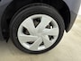 Toyota Aygo 1.0 VVT-i x-play | Parkeercamera | Airco | Metallic Lak |