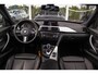 BMW 3-Serie Gran Turismo 320i High Executive | Sport Line | NL auto | Keyless entry | Panoramadak | Xenon | HiFi audio | Navigatie Professional | Cruise control | M-sportstuur | PDC