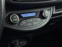 Toyota Yaris 1.5 Hybrid Bi-Tone Skyblue Limited Edition | Panoramadak | Keyless Entry/Start | Parkeercamera |
