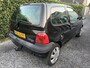 Renault Twingo 1.2 Expression | Elekt. Ramen | Radio / CD | Trekhaak | APK tot 18-09-2027!