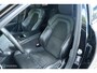 Volvo V90 2.0 T8 AWD R-Design | Stoel en stuurwielverwarming | HUD | ACC | Trekhaak | Pano | Pilot assist