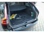 Volvo V90 2.0 T8 AWD R-Design | Stoel en stuurwielverwarming | HUD | ACC | Trekhaak | Pano | Pilot assist