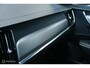 Volvo V90 2.0 T8 AWD R-Design | Stoel en stuurwielverwarming | HUD | ACC | Trekhaak | Pano | Pilot assist