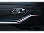 BMW 3-Serie 320i M-Sport LED/VIRTUAL/SFEER/PANORAMADAK/LEDER+S.VERWAMRING/19" LMV/PDC/CRUISE/ECC/12 MND GARANTIE!