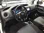 Toyota Yaris 1.5 Hybrid Executive I Camera I Stoelverw I Navi I Cruise I Clima I BT I New Apk + Kln Brt I Compl. Onderh. I Zuinig.