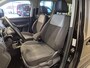 Volkswagen Caddy Maxi Rolstoelauto 5+1