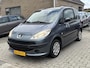 Peugeot 1007 1.4 Urban | NIEUWE APK | RIJD SUPER !