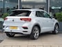 Volkswagen T-Roc 1.5 TSI 150pk R-Line | Trekhaak | Camera | Adaptive Cruise