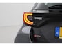 Toyota Yaris 1.5 Hybrid Dynamic | Apple Carplay / Android Auto | Stoelverwarming | Keyless | Adaptive Cruise | Clima | Camera | LED | 16 inch