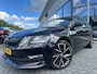 Skoda Octavia Combi 1.6 TDI Greentech Sport Business | DSG Automaat | Virtual | Navi| Carplay | LED | Climate | Stoelverw | PDC |