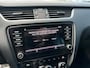 Skoda Octavia Combi 1.6 TDI Greentech Sport Business | DSG Automaat | Virtual | Navi| Carplay | LED | Climate | Stoelverw | PDC |