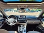BMW 3-Serie 320i Luxury Edition Individual Schuifdak Apple CarPlay Virtual dash Camera LED NAP 2e eigenaar 320i Luxury Edition