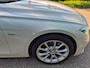 BMW 3-Serie 320i Luxury Edition Individual Schuifdak Apple CarPlay Virtual dash Camera LED NAP 2e eigenaar 320i Luxury Edition