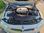 BMW 3-Serie 320i Luxury Edition Individual Schuifdak Apple CarPlay Virtual dash Camera LED NAP 2e eigenaar 320i Luxury Edition
