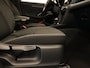 Toyota Yaris Cross 1.5 Hybrid 130 Dynamic - 17 INCH LICHT METALEN VELGEN MET MICHELIN CROSS CLIMATE BANDEN - NAVIGATIE - PARKEERSENSOREN VOOR/ ACHTER - CLIMATE CONTROL - CAMERA - VOORSTOELEN VERWARMD - KEYLESS ENTRY/ START - DODEHOEK DETECTIE - DRAADLOZE TELEFOONLADER - STUUR/ VOORRUIT VERWARMD