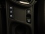 Toyota Yaris Cross 1.5 Hybrid 130 Dynamic - 17 INCH LICHT METALEN VELGEN MET MICHELIN CROSS CLIMATE BANDEN - NAVIGATIE - PARKEERSENSOREN VOOR/ ACHTER - CLIMATE CONTROL - CAMERA - VOORSTOELEN VERWARMD - KEYLESS ENTRY/ START - DODEHOEK DETECTIE - DRAADLOZE TELEFOONLADER - STUUR/ VOORRUIT VERWARMD