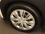 Toyota Aygo X 1.0 VVT-i MT Play - ORIGINEEL NEDERLANDSE AUTO - ACHTERUITRIJCAMERA - APPLE CARPLAY/ANDROID AUTO - CRUISE CONTROL ADAPTIEF - AIRCO - VERKEERSBORDDETECTIE - GROOTLICHTASSISTENT - LEDEREN STUURWIEL - DAB-ONTVANGER - BLUETOOTH TELEFOONVOORBEREIDING