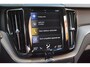 Volvo XC60 T8 Hybride AWD Inscription | Panoramadak | Stoel + Stuur verwarmd | Trekhaak 2100kg | Adaptive Cruise | Apple Carplay |