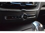 Volvo XC60 T8 Hybride AWD Inscription | Panoramadak | Stoel + Stuur verwarmd | Trekhaak 2100kg | Adaptive Cruise | Apple Carplay |