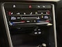 Volkswagen T-Roc 1.5 TSI Style | Adaptive cruise | IQ light | Standkachel | Keyless | Digidash | Achteruitrijcamera | Clima | Stoelverwarming |