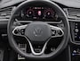 Volkswagen Tiguan 1.4TSIeHybrid 180kW/245PK R-Line Business+ · Navigatie · Apple/Android Car Play · Camera + Parkeersensoren