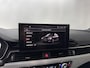 Audi A4 Avant 40 TFSI S edition / Pano / Matrix / Trekhaak / Keyless