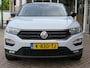 Volkswagen T-Roc 1.5 TSI 150pk DSG-aut. SPORT / 19 Inch / Trekhaak / Carplay / Stoelverw. / Adap.cruise / BOVAG garantie