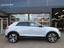 Volkswagen T-Roc 1.5 TSI 150pk DSG-aut. SPORT / 19 Inch / Trekhaak / Carplay / Stoelverw. / Adap.cruise / BOVAG garantie